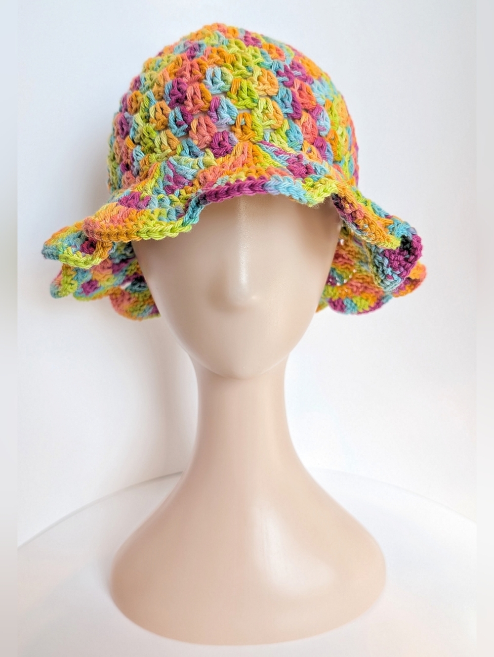 NEW, Crochet flower petal bucket hat, handmade, 100% cotton